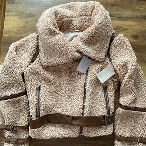 NWT. Tularosa Bailey Moto/Sherpa Jacket in Camel. Size S. Faux Leather Trim.